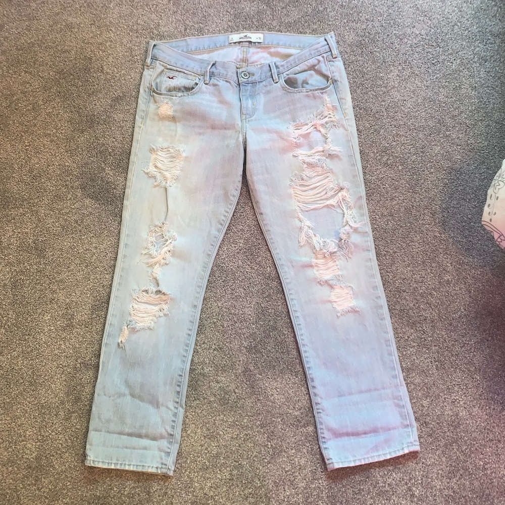 Women’s Hollister Ripped Jeans